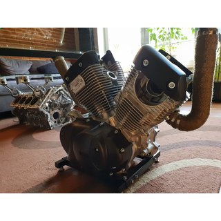 V2 Motorrad Motortisch Chopper Yamaha